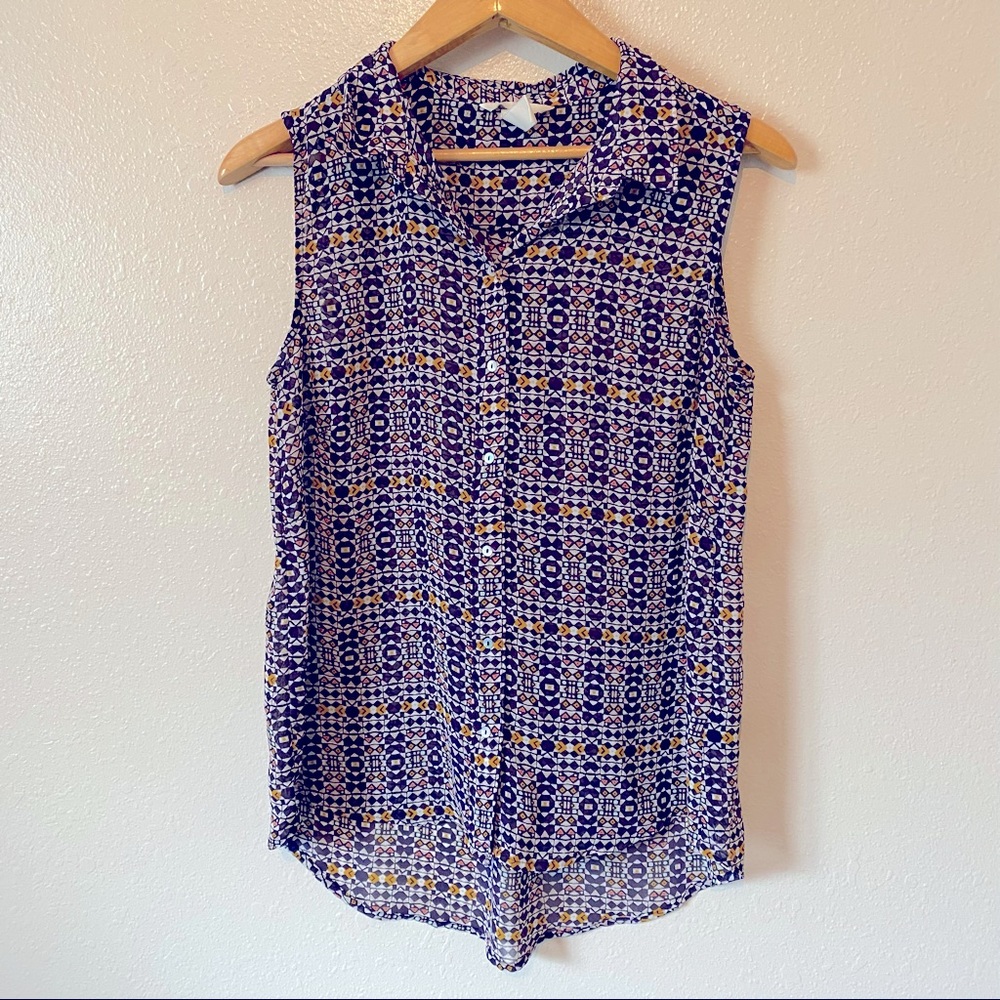 H&M button down sleeveless shirt